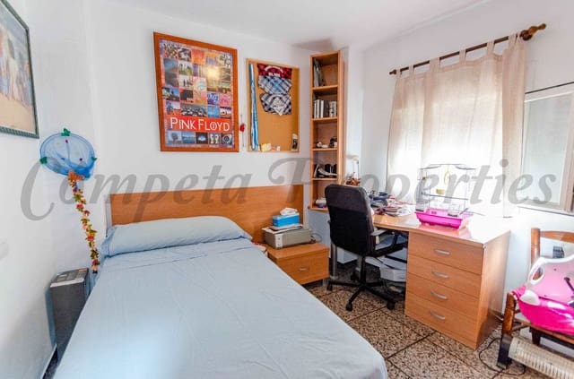 5 sypialnia Dom na sprzedaż w Cómpeta z garażem - 332 000 € (Ref: 2785038)