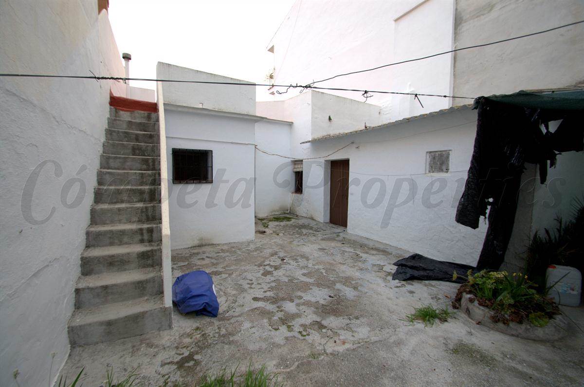 Townhouse for sale in Torrox - € 280,000 (Ref: 2788774)