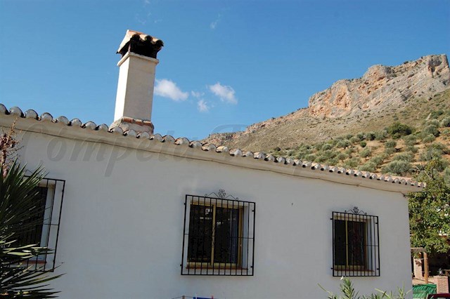 5 sovrum Hus till salu i Alcaucín - 206 000 € (Ref: 2796769)