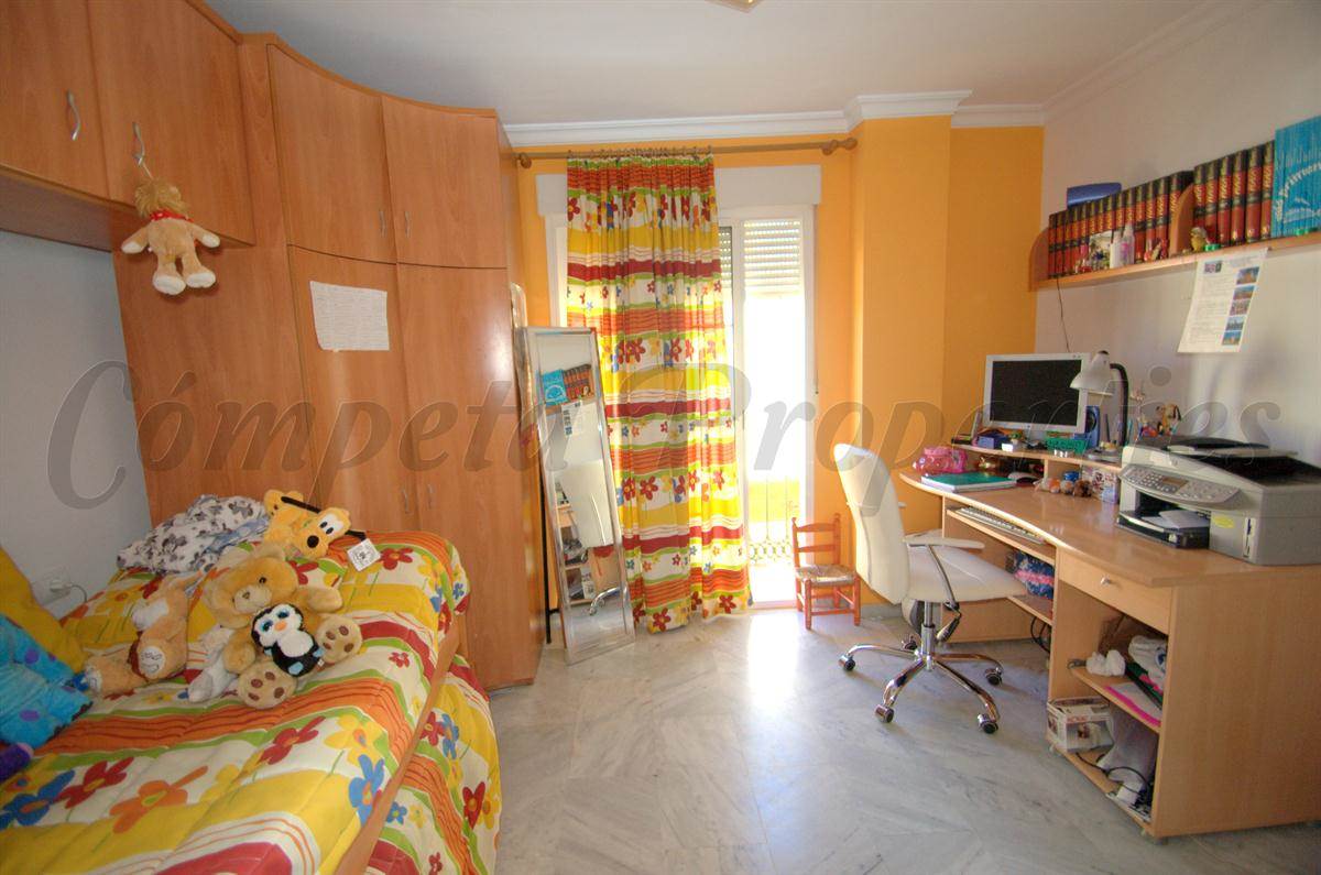 3 soveværelse Byhus til salg i Torre del Mar med garage - € 550.000 (Ref: 2900616)