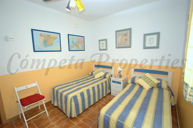 2 bedroom Villa for holiday rental in Cómpeta with pool - € 570 (Ref: 2924335)