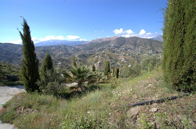 Undeveloped Land for sale in Cómpeta - € 70,000 (Ref: 2930745)