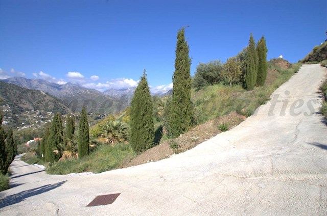 Undeveloped Land for sale in Cómpeta - € 70,000 (Ref: 2930745)