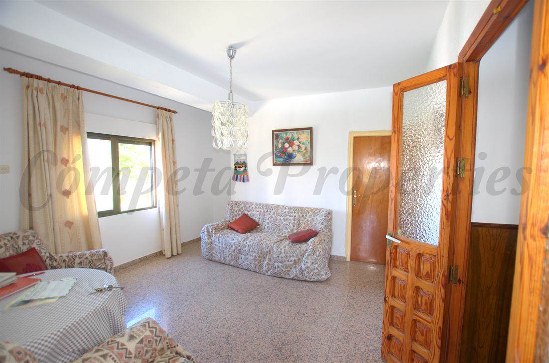 4 soveværelse Byhus til salg i Canillas de Aceituno med garage - € 213.000 (Ref: 3006755)