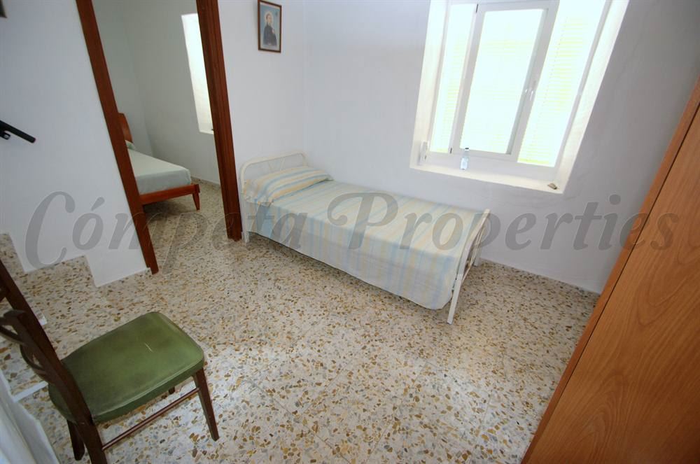 3 slaapkamer Huis te koop in Competa - € 89.000 (Ref: 3066021)