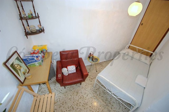 3 slaapkamer Huis te koop in Cómpeta - € 89.000 (Ref: 3066021)