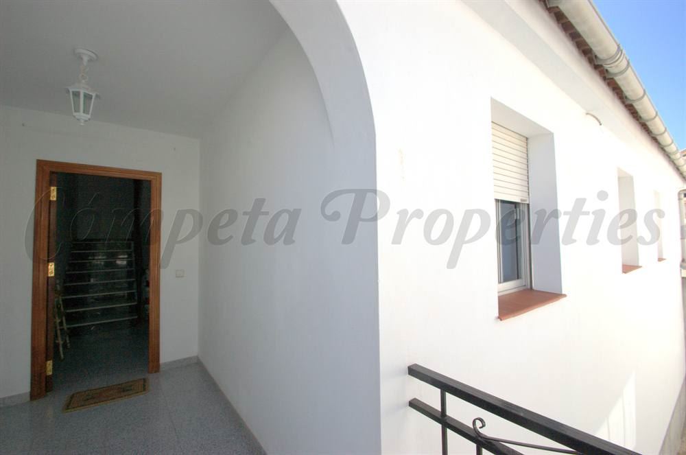 5 sypialnia Dom na sprzedaż w Competa z garażem - 230 000 € (Ref: 3073831)