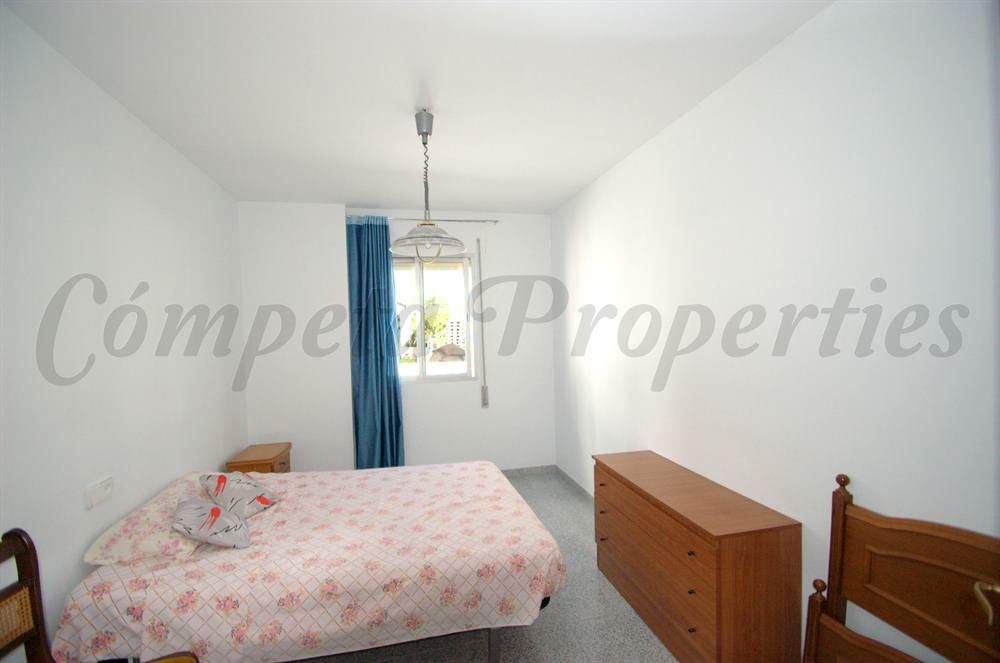 5 sypialnia Dom na sprzedaż w Competa z garażem - 230 000 € (Ref: 3073831)