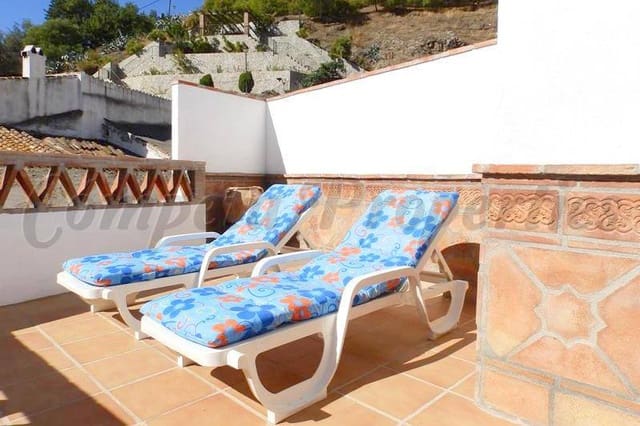 4 soveværelse Byhus til salg i Salares - € 210.000 (Ref: 3207916)