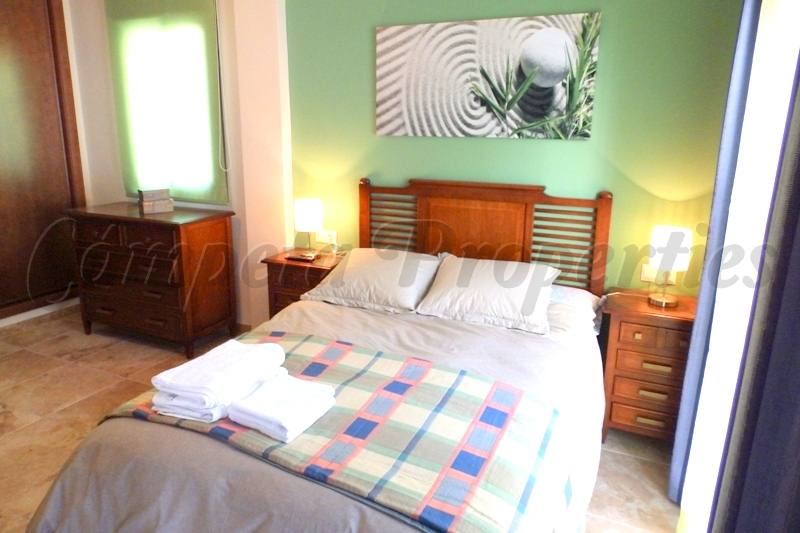 4 soveværelse Byhus til salg i Salares - € 210.000 (Ref: 3207916)