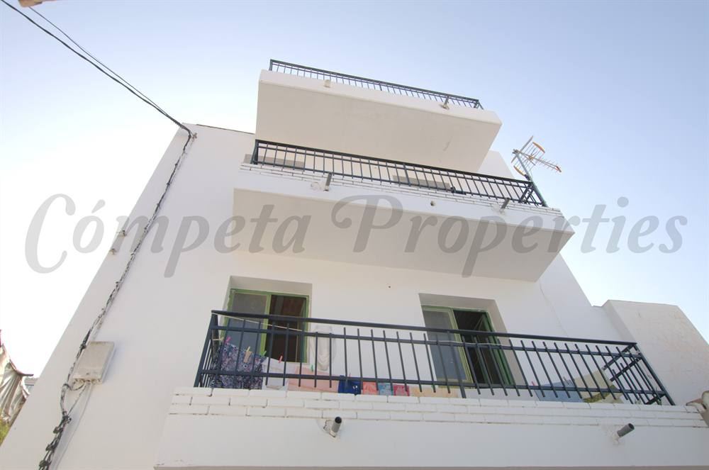 Byhus til salg i Corumbela - € 40.000 (Ref: 3231188)