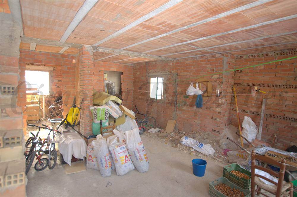 Byhus til salg i Corumbela - € 40.000 (Ref: 3231188)