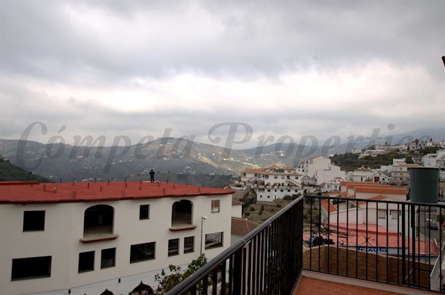 2 soveværelse Lejlighed til salg i Cómpeta - € 136.000 (Ref: 3237352)