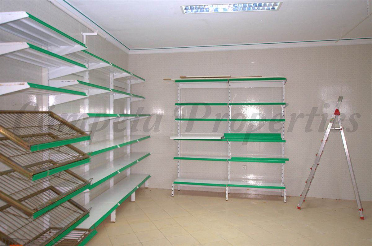 Entreprise à vendre à Competa - 70 000 € (Ref: 3255376)