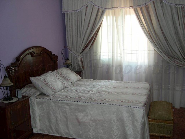 4 slaapkamer Huis te koop in Cómpeta met garage - € 339.000 (Ref: 3255452)