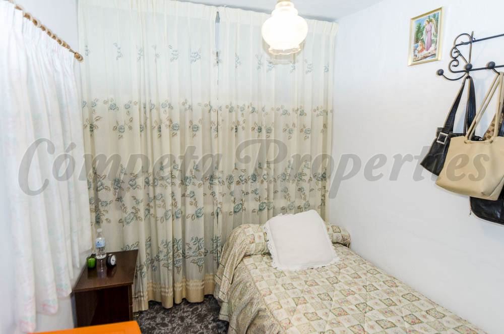 4 soveværelse Byhus til salg i Corumbela - € 89.000 (Ref: 3289874)