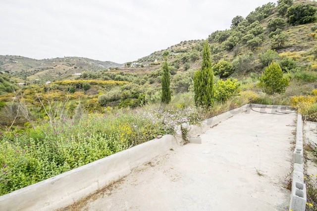 Mark till salu i Torrox - 75 000 € (Ref: 3424720)