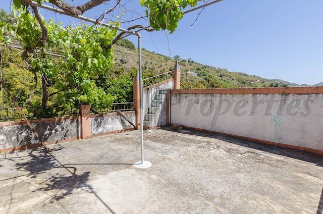 2 chambre Finca/Maison de Campagne à vendre à Archez avec piscine - 832 000 € (Ref: 3454953)