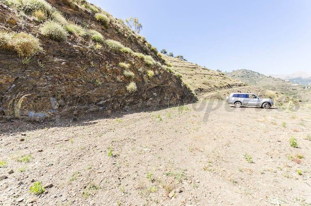 Mark till salu i Cómpeta - 41 000 € (Ref: 3454961)