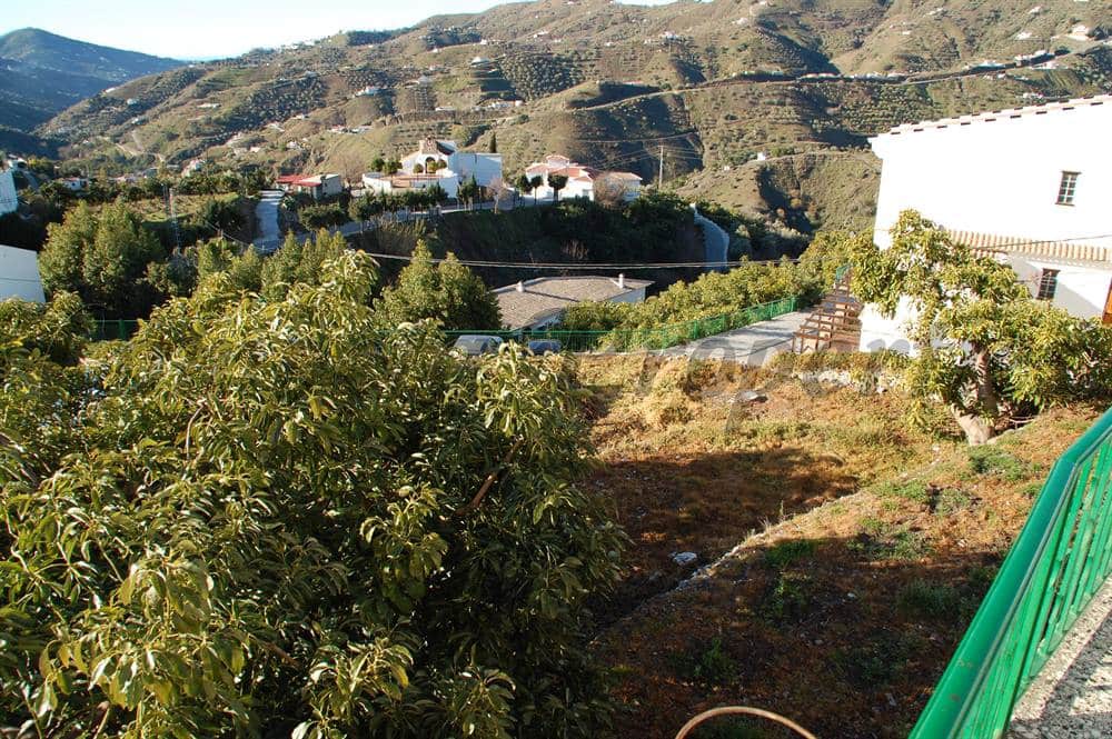 Grunde uden byggetilladelser til salg i Canillas de Albaida - € 188.000 (Ref: 3473467)