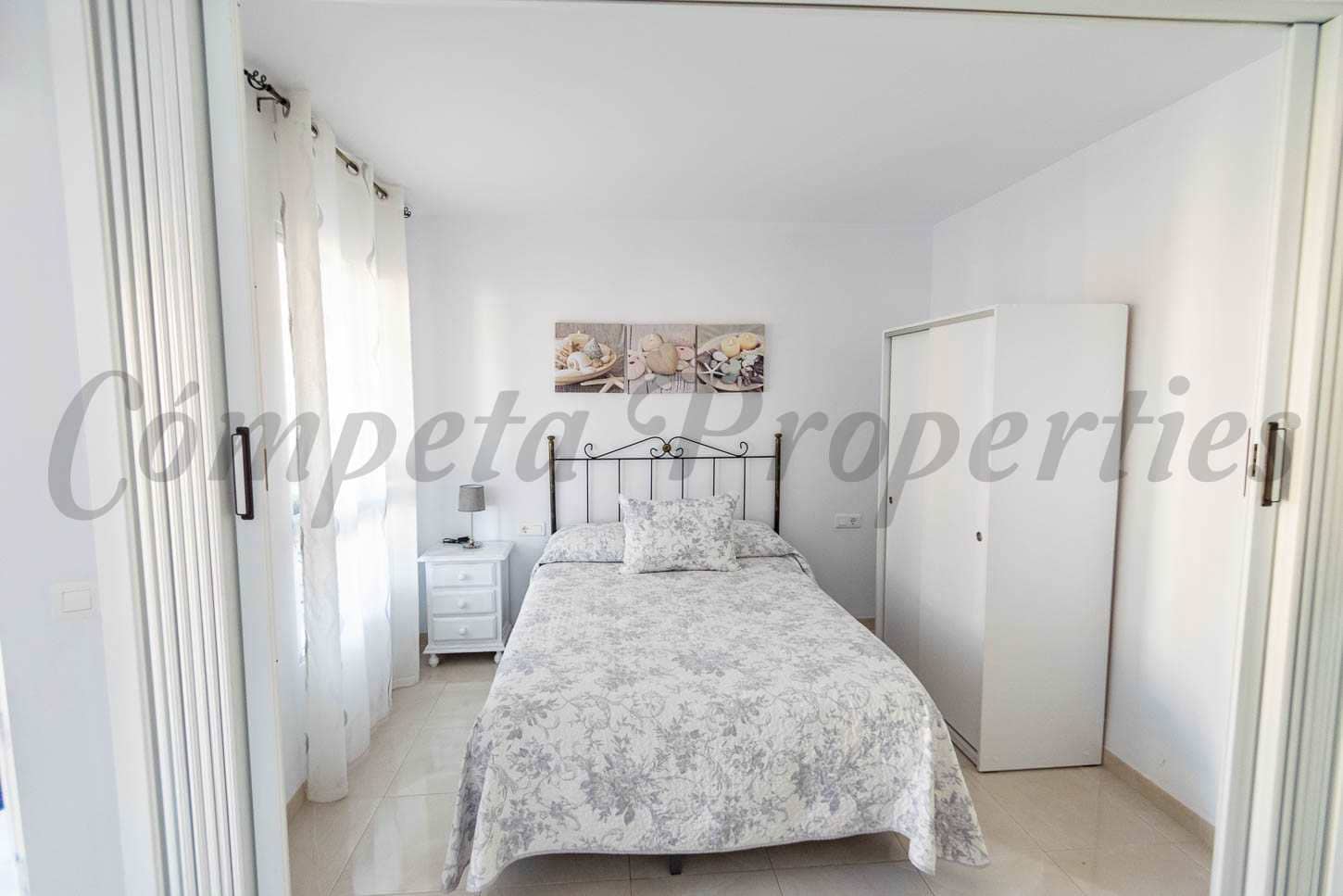 1 slaapkamer Strandappartement voor vakantieverhuur in Torrox-Costa met zwembad - € 500 (Ref: 3474381)