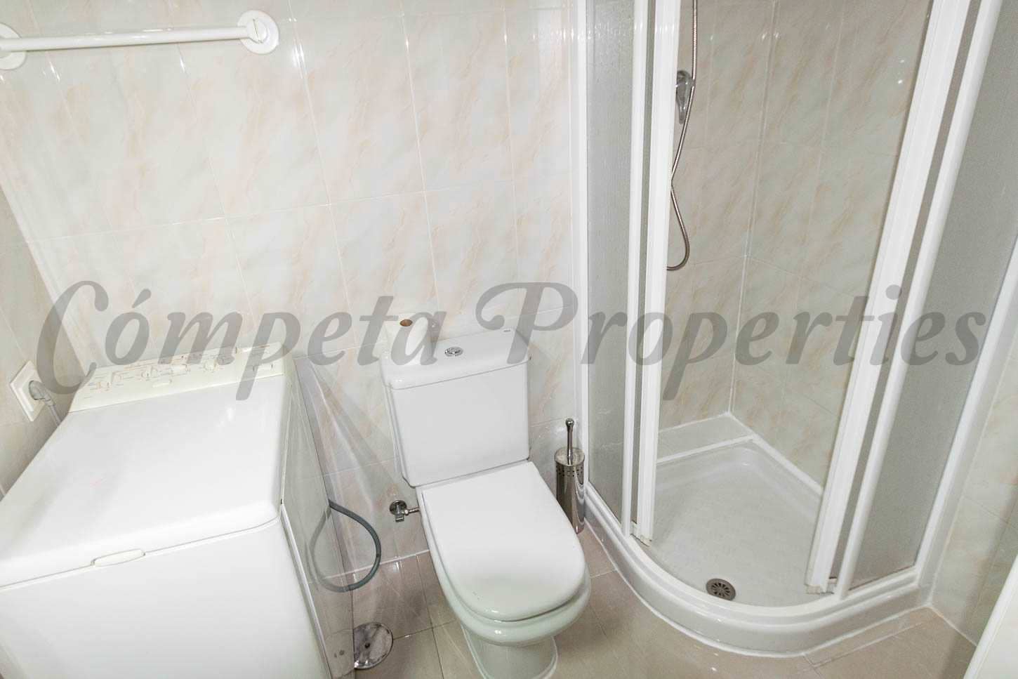 1 slaapkamer Strandappartement voor vakantieverhuur in Torrox-Costa met zwembad - € 500 (Ref: 3474381)