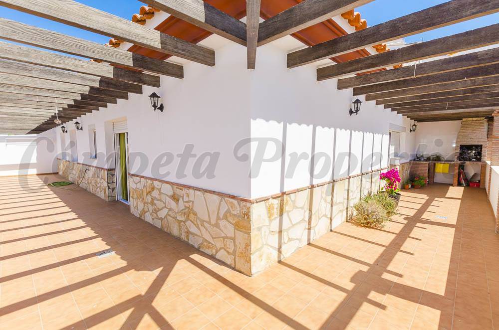 3 slaapkamer Appartement te koop in Canillas de Albaida - € 252.000 (Ref: 3536042)