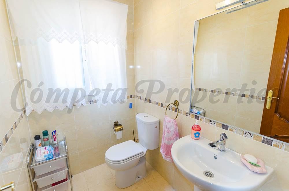 3 slaapkamer Appartement te koop in Canillas de Albaida - € 252.000 (Ref: 3536042)