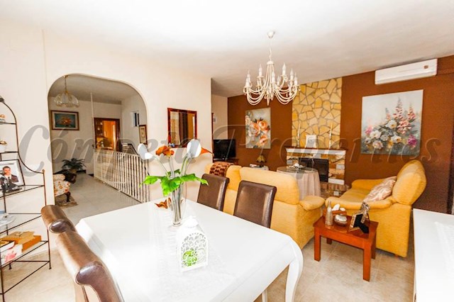 3 slaapkamer Huis te koop in Cómpeta - € 192.000 (Ref: 3536344)