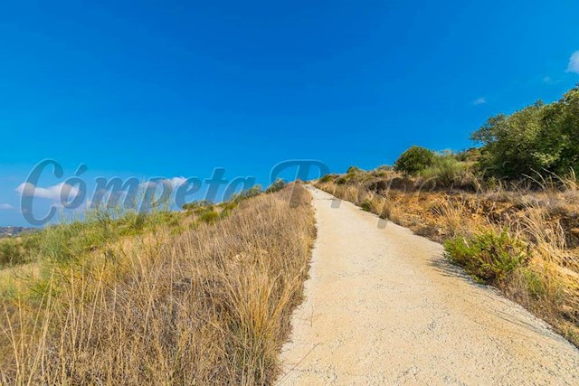 Mark till salu i Torrox - 89 000 € (Ref: 3561025)