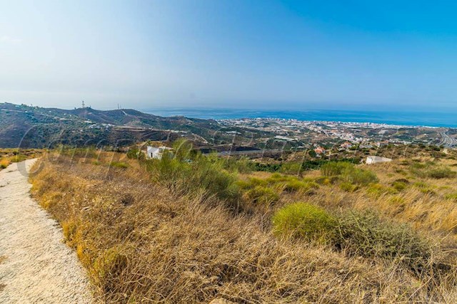 Mark till salu i Torrox - 89 000 € (Ref: 3561025)