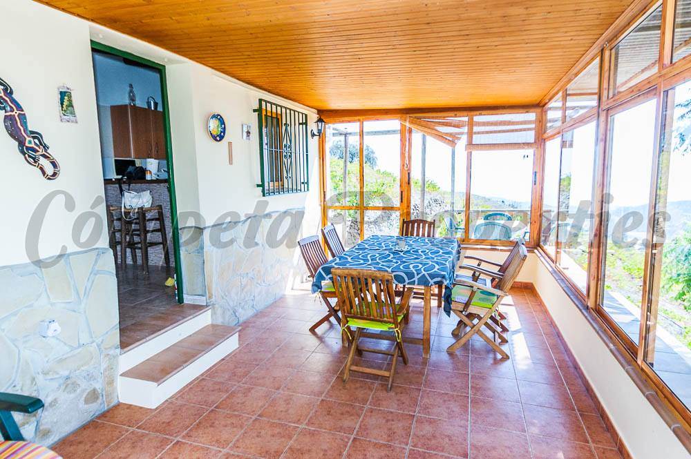 2 slaapkamer Villa voor vakantieverhuur in Competa met zwembad - € 500 (Ref: 3575754)