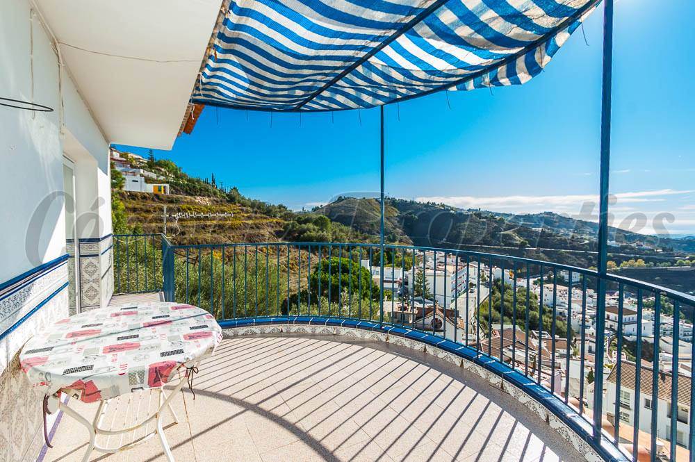 3 chambre Maison de Ville à vendre à Competa avec piscine garage - 395 000 € (Ref: 3648797)