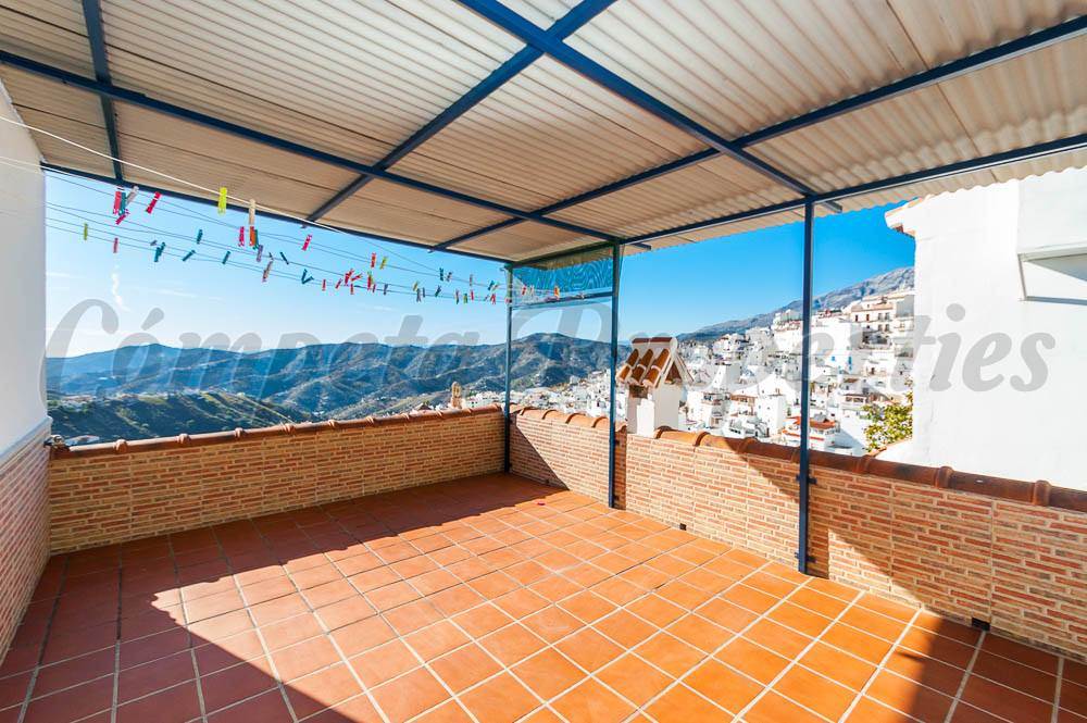 3 chambre Maison de Ville à vendre à Competa avec piscine garage - 395 000 € (Ref: 3648797)