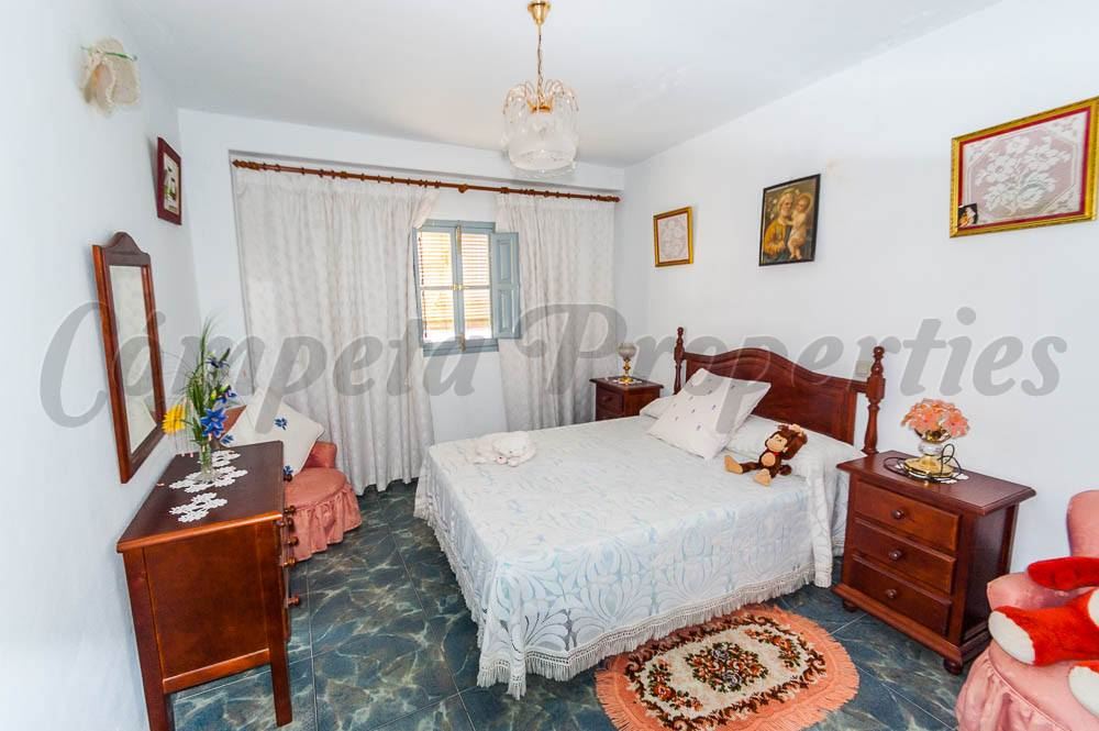 3 slaapkamer Huis te koop in Competa - € 129.000 (Ref: 3676938)