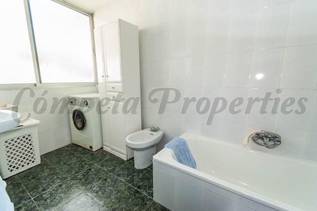 3 slaapkamer Huis te koop in Cómpeta - € 129.000 (Ref: 3676938)