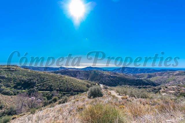 Finca/Casa di Campagna in vendita in Sedella - 180.000 € (Rif: 3788788)