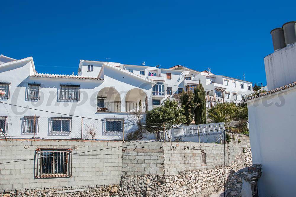 3 slaapkamer Huis te koop in Canillas de Albaida - € 60.000 (Ref: 3820666)