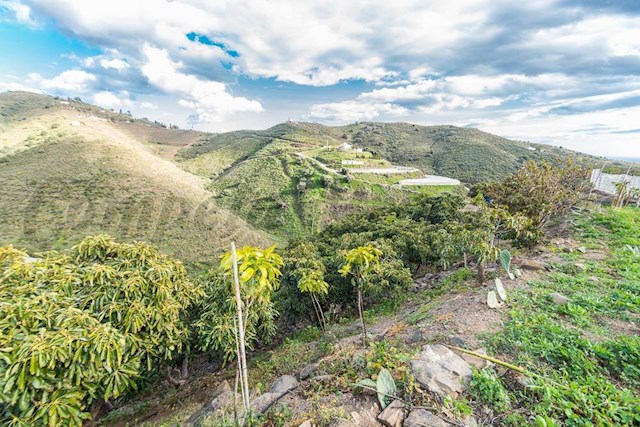 Rakentamaton maa myytävänä paikassa Torrox-Costa, Torrox - 231 000 € (Ref: 3836738)