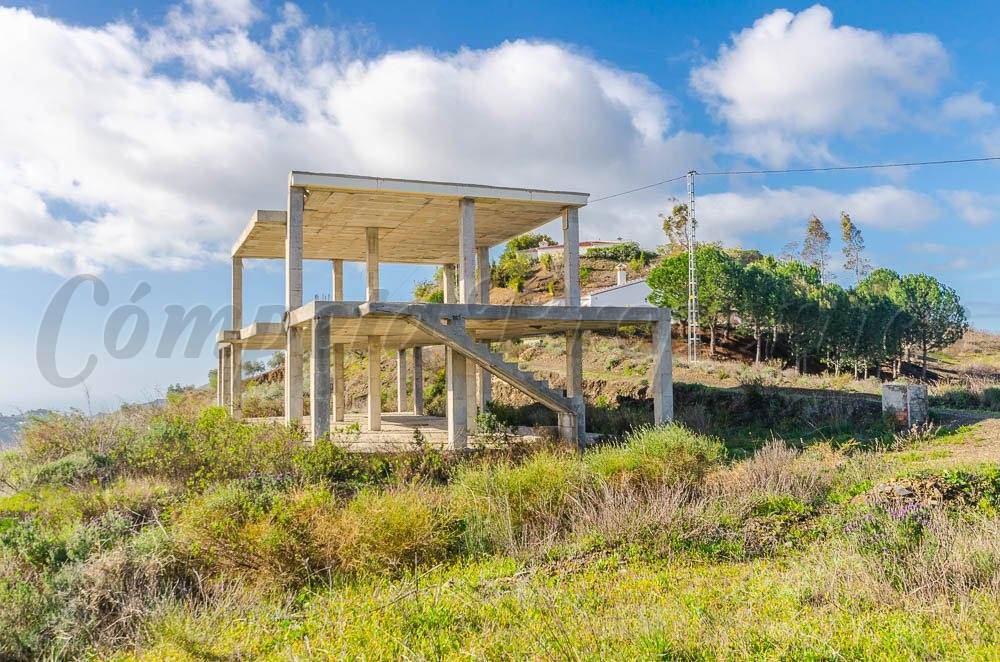 Grunde uden byggetilladelser til salg i Archez - € 160.000 (Ref: 3862391)