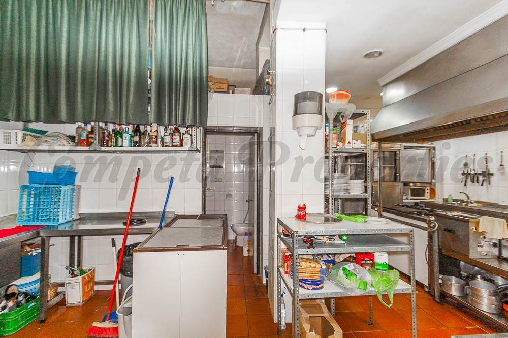 Commercial for sale in Competa - € 215,000 (Ref: 3886711)