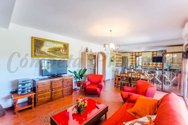 4 camera da letto Villa da affitare come casa vacanza in Arenas con piscina - 825 € (Rif: 3914718)