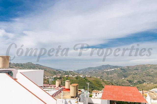 2 bedroom Townhouse for holiday rental in Cómpeta - € 356 (Ref: 3960909)