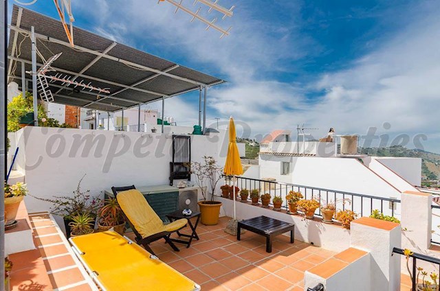 2 bedroom Townhouse for holiday rental in Cómpeta - € 356 (Ref: 3960909)