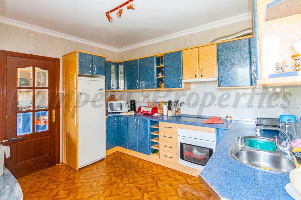 4 soveværelse Byhus til salg i Sedella med garage - € 252.000 (Ref: 3965899)