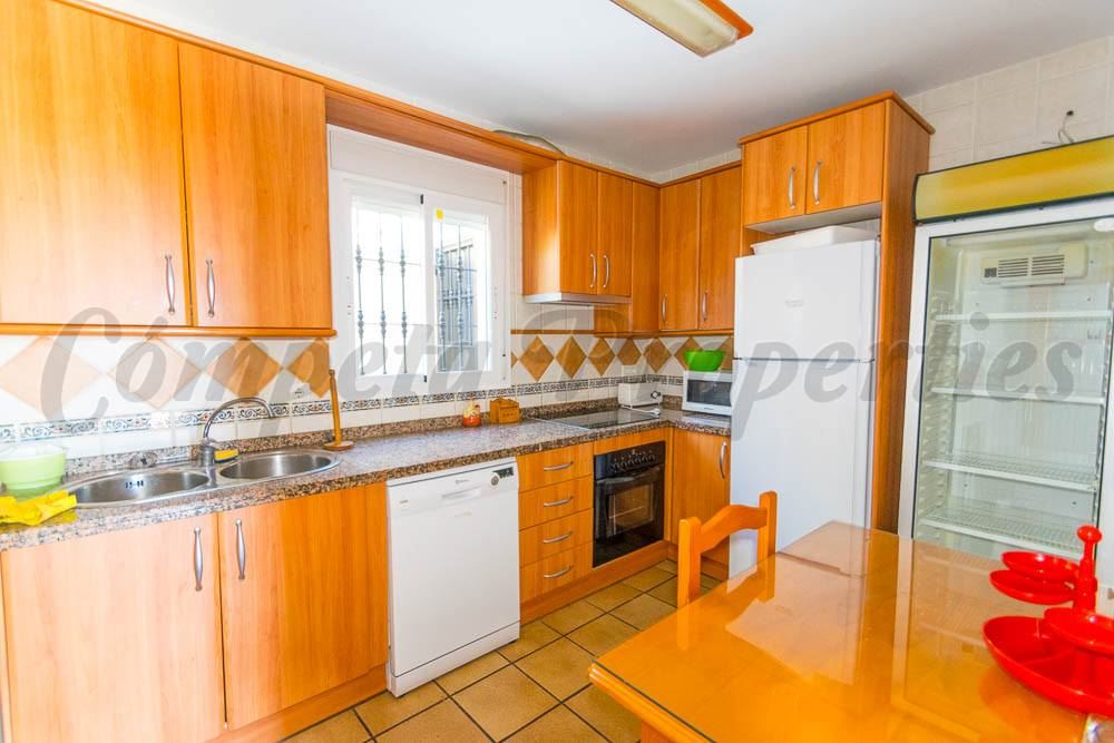 4 sypialnia Willa na kwatery wakacyjne w Torrox-Costa z basenem - 1 000 € (Ref: 3987919)