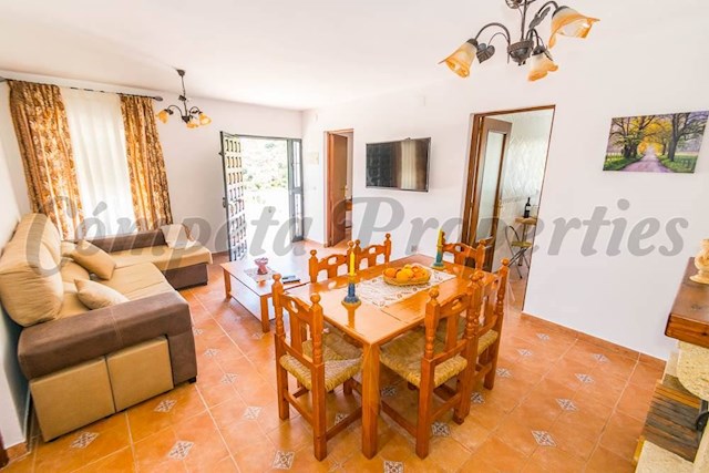 4 camera da letto Finca/Casa di Campagna da affitare come casa vacanza in Torrox con piscina - 1.010 € (Rif: 4013832)