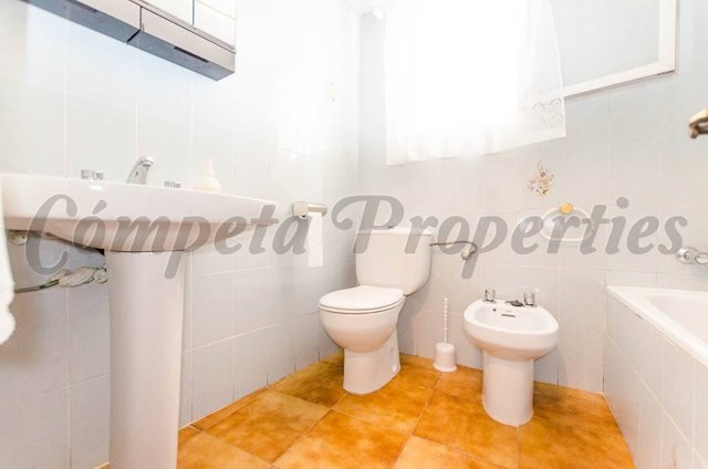 2 slaapkamer Huis te koop in Cómpeta - € 156.000 (Ref: 4015141)