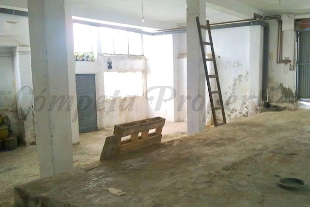 Virksomhed til salg i Torrox - € 108.000 (Ref: 4041733)