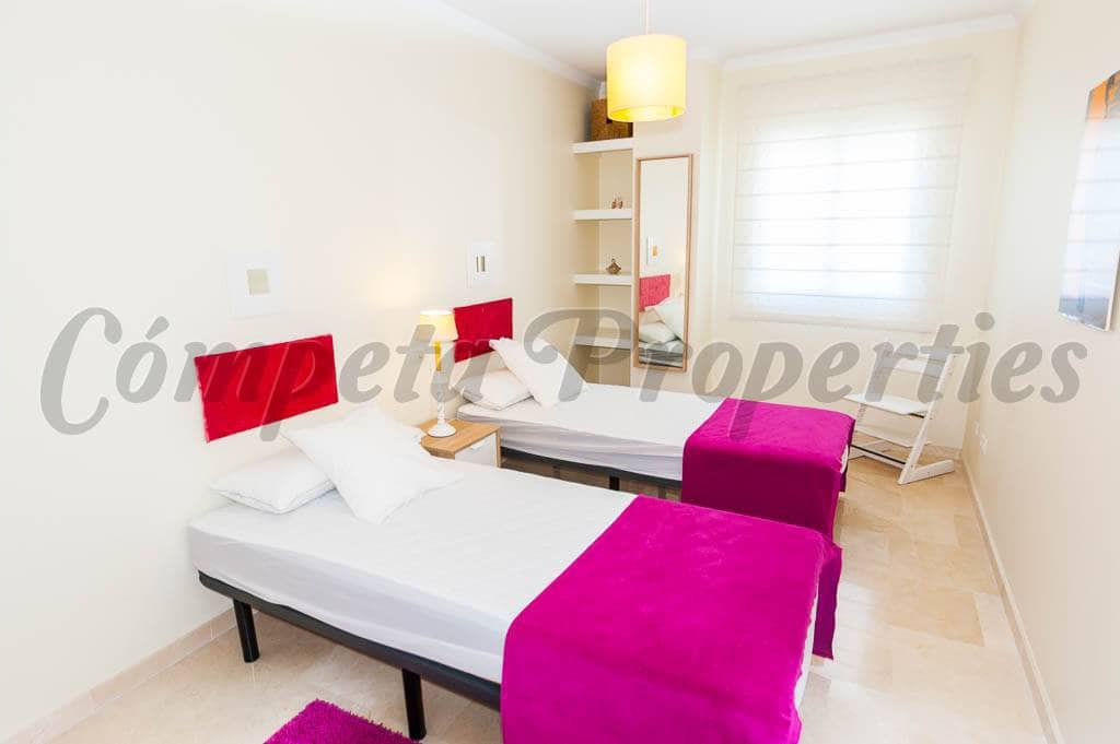 2 slaapkamer Appartement voor vakantieverhuur in Competa - € 550 (Ref: 4100985)